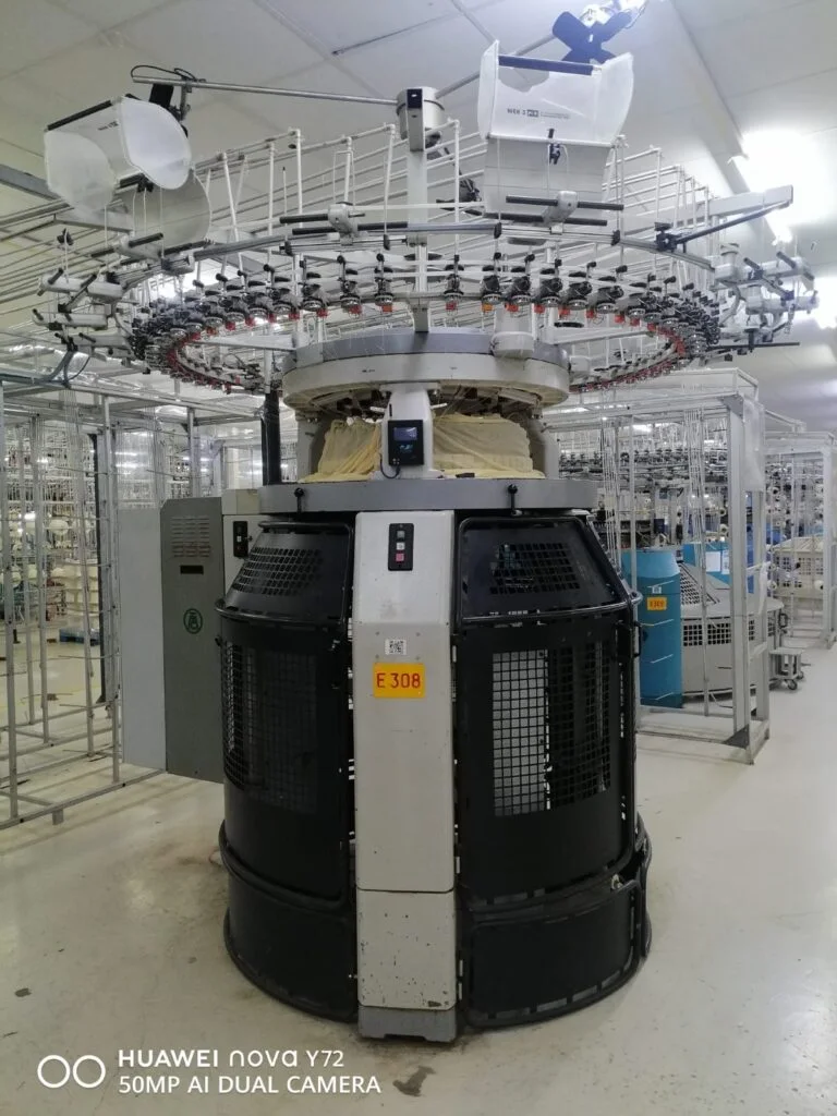 MAYER & CIE 1